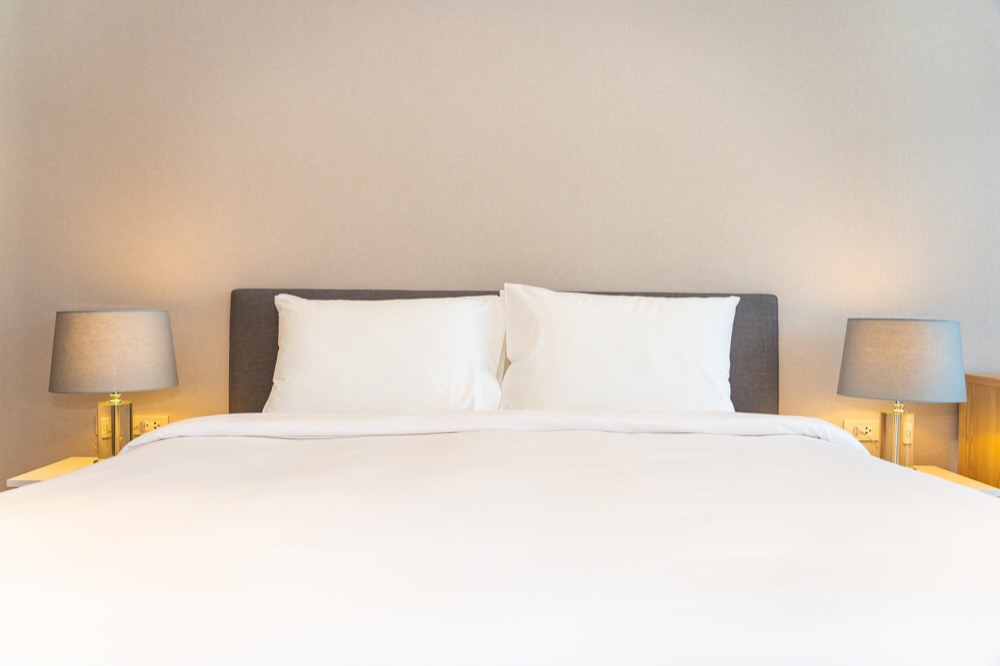 How to Keep Your Mattress Clean and Fresh Between Professional Cleanings